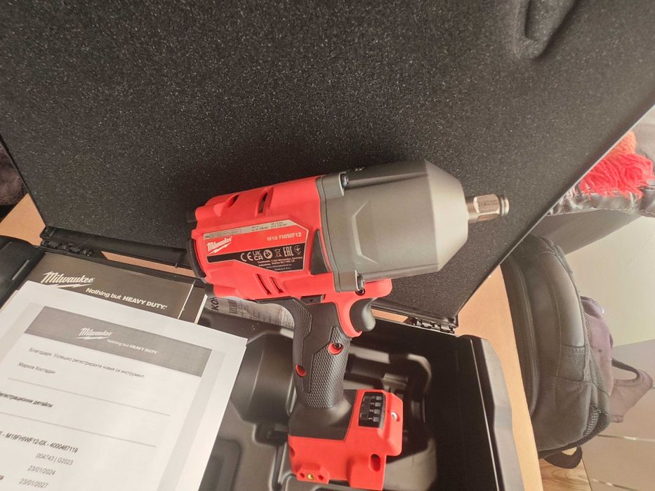 Гайковерт Milwaukee M18 FHIWF12