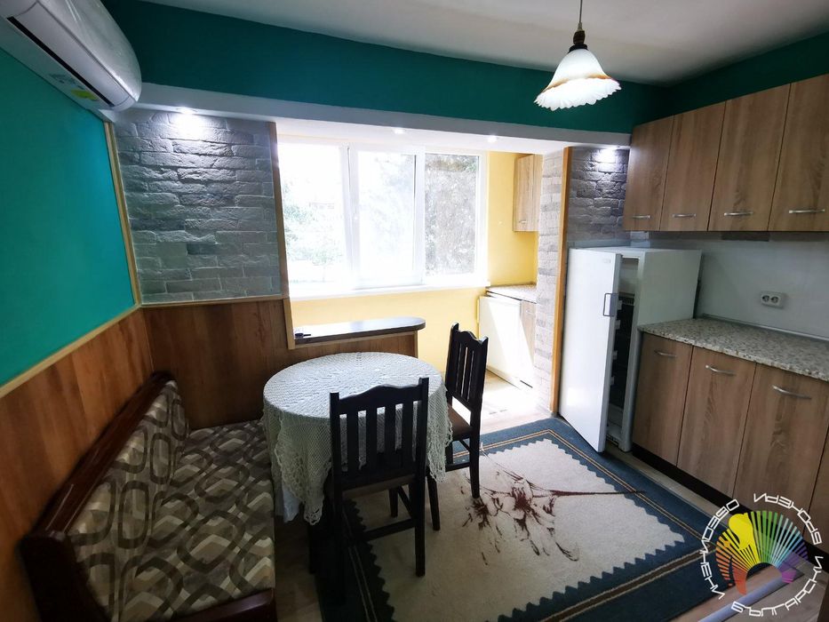 Дава се под наем Многостаен апартамент в Бургас, Изгрев - 80 кв.м за 382.5 € - Снимка #2