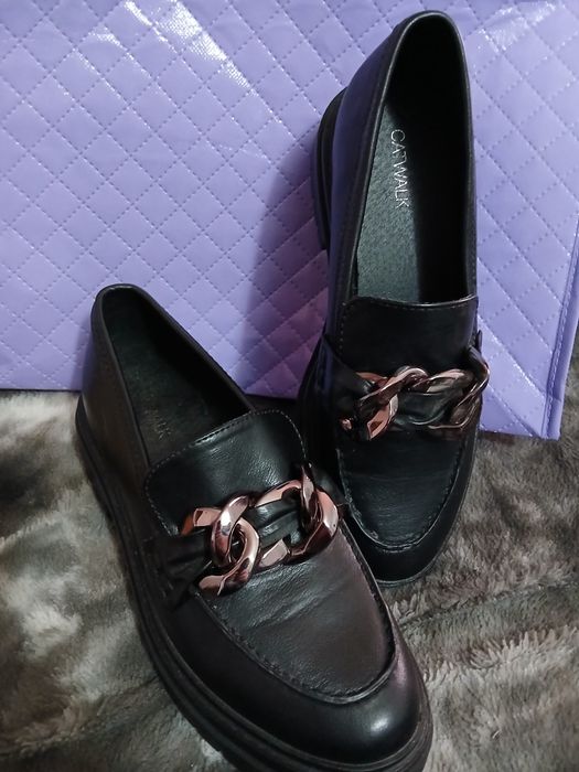 Catwalk loaferi Deichmann