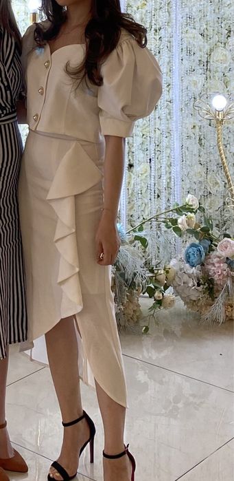 Двойка с юбкой