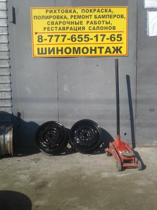 Продам двухэтажный дом  и  СТО .