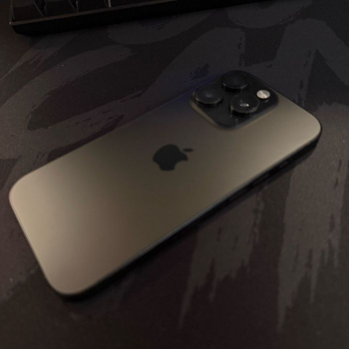 Apple IPhone 16 pro 128GB Titanium