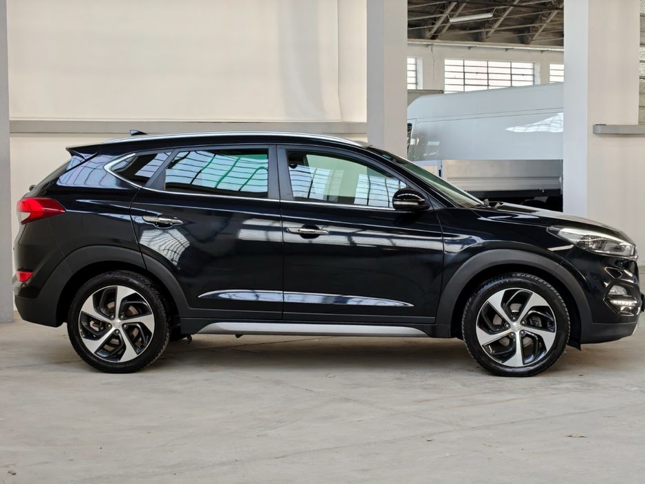 Hyundai Tucson 1.7 CRDI 141 CP