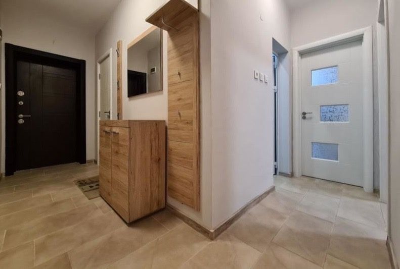 Дава се под наем Тристаен апартамент в София, Младост 1 - 110 кв.м за 535.5 € - Снимка #6