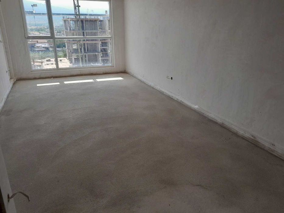 Продава се Двустаен апартамент в Пловдив, Южен - 71 кв.м за 1127 €/кв.м - Снимка #2