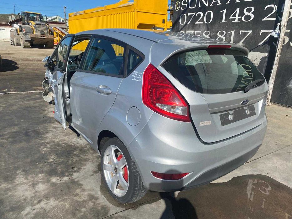 DEZMEMBREZ Ford Fiesta MK6 1.4 1.2 TDCI Motor Cutie Bara Far Capota