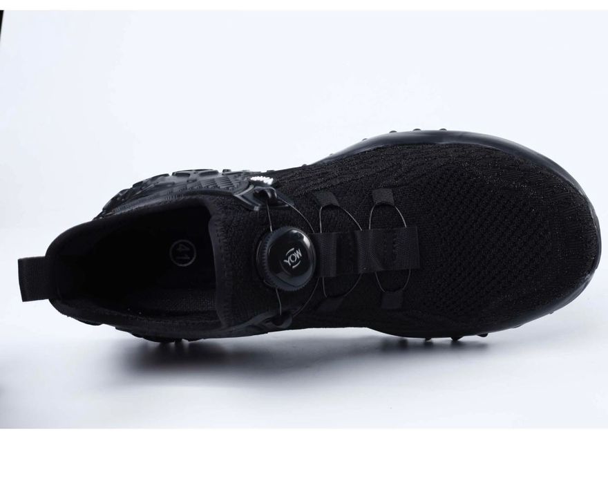 Продаются кроссовки новые