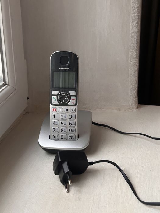 радиотелефон Panasonic KX-TGE510RUS