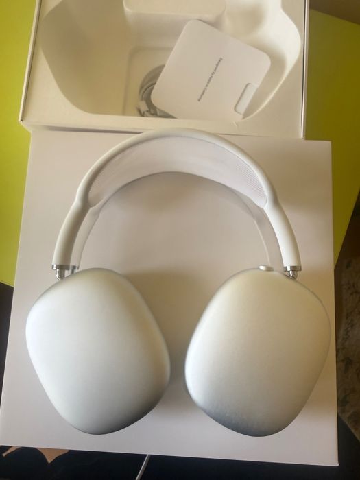 Apple AirPods Max new!