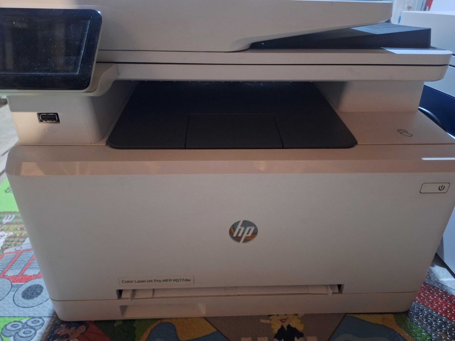 Imprimante HP Color LaserJet Pro MFP M227dw  si XEROX WorkCentre 3025