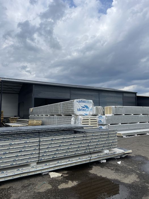 Panouri termoizolante sandwich Perete / Acoperis din STOC