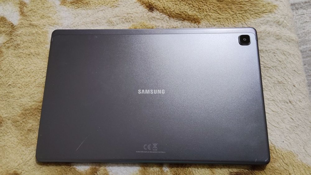 Samsung Tab A7 varianta cu SIM
