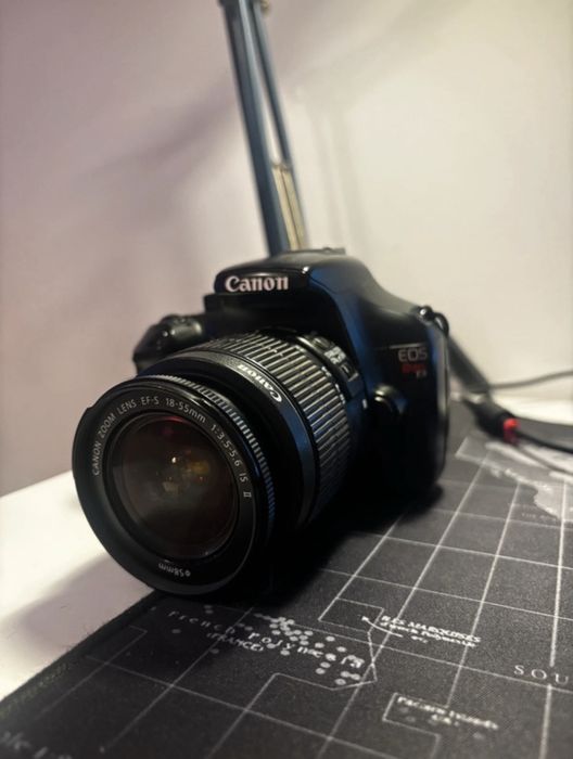 Aparat foto SLR Canon EOS Rebel T3
