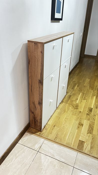 Обувица с 6 отсеками