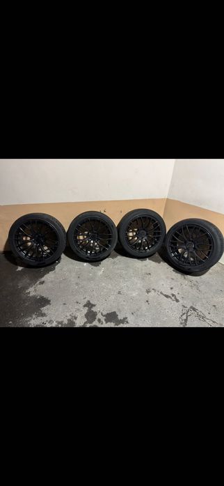 R17 diska balon. 205/45/17