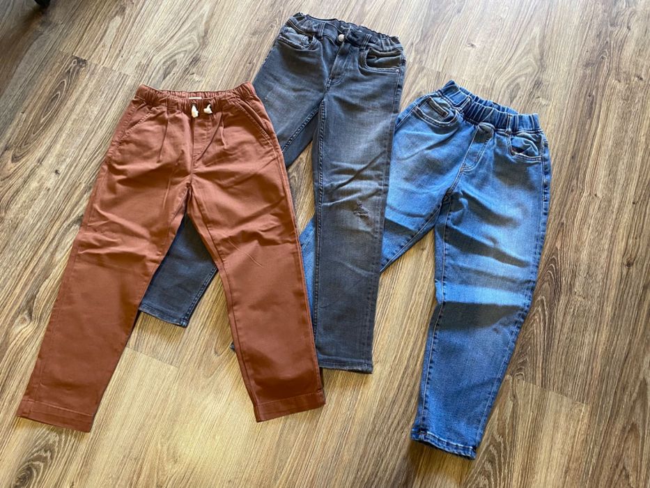 Детски дънки,панталони 15лв.и сандали 20 лв.