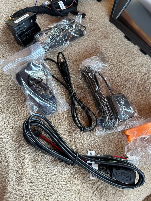 Мултимедия навигация BMW E60 E61 E90 E91 E92 E92 android carplay