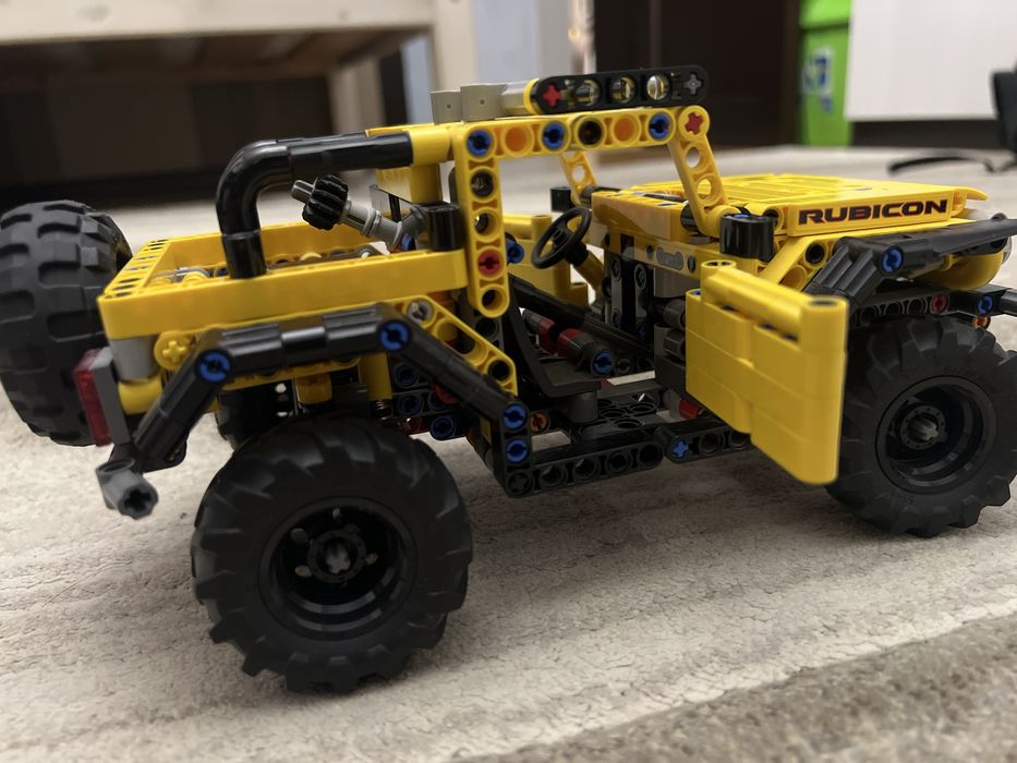 Продам Lego Technic