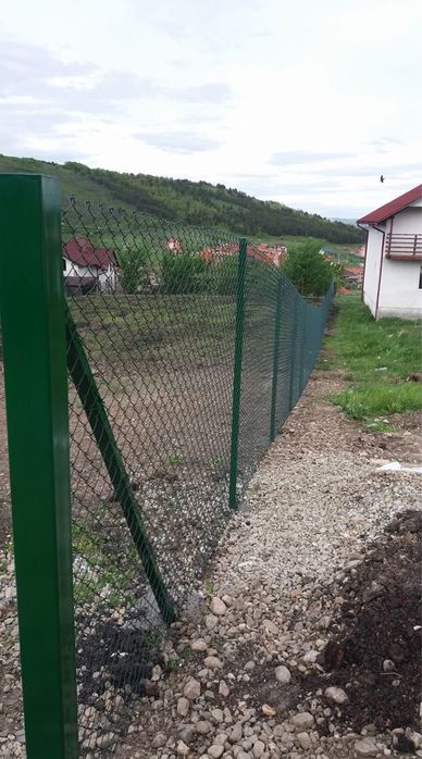 Construim garduri și porți exact după cerințele dumneavoastră
