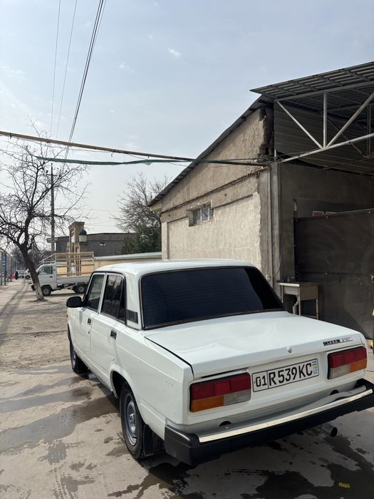 Vaz 2107 yili 2002 sotiladi