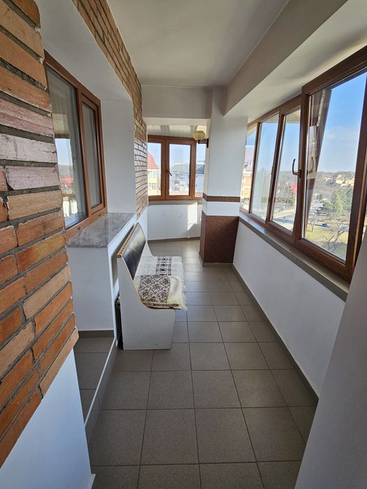 De inchiriat! Apartament de 3 camere ultracentral in Suceava!