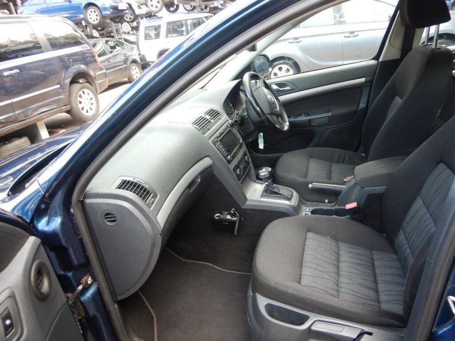 Planetara stanga fata Skoda Octavia 2 facelift (2008-2013) Break 1.6 Cayc Motorina 2013