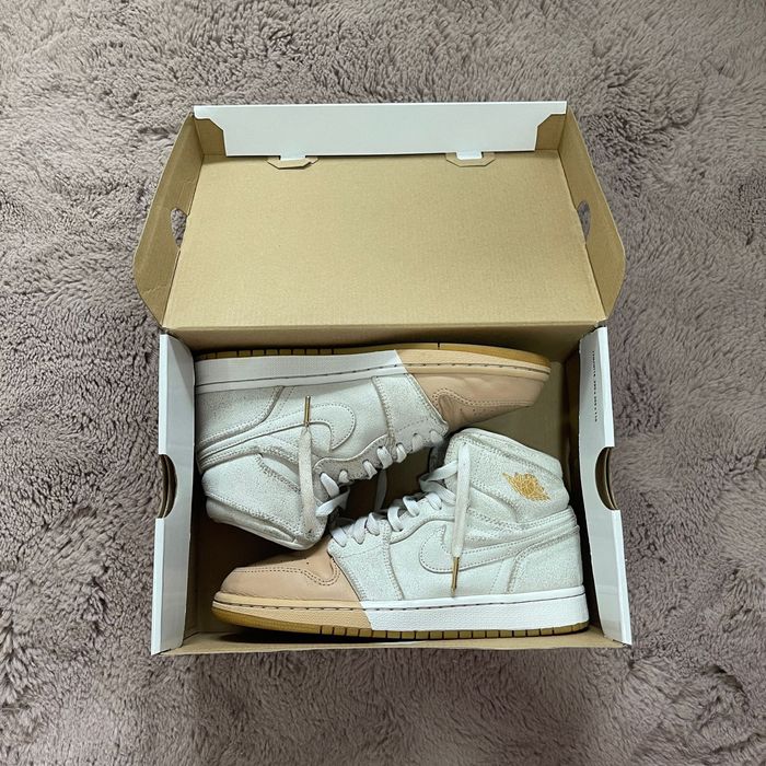 WMNS Jordan 1 Retro Hi
