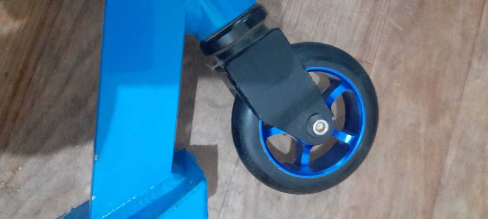 Трюковый самокат