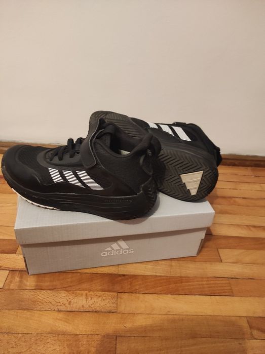 Adidas original copii măr. 34, stare foarte bună, negri