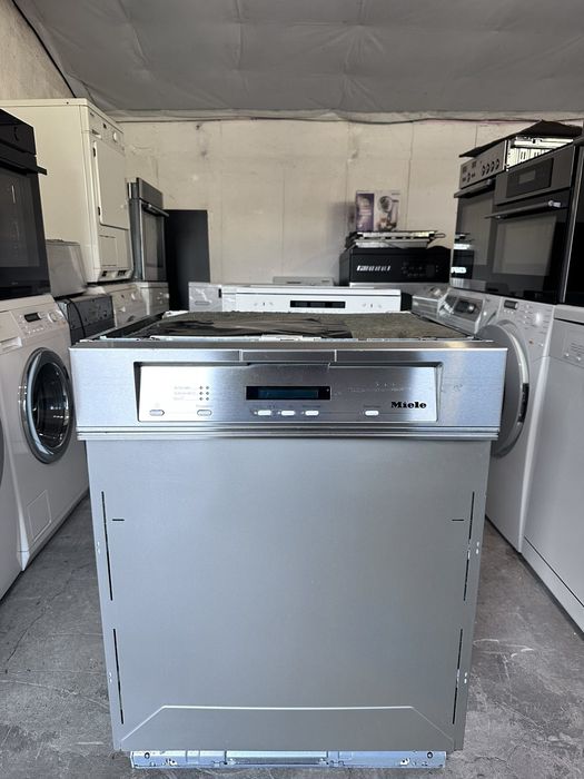 Съдомиялна +гаранция 1 година. MIELE 60 см, за вграждане . Безплатна доставка за София