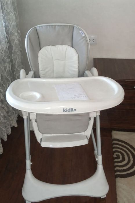 Продается детский столик для кормления