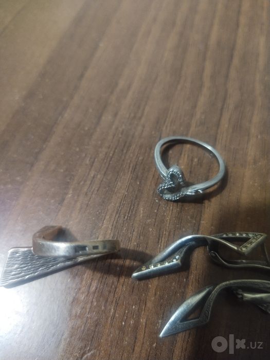 Продам серебро .