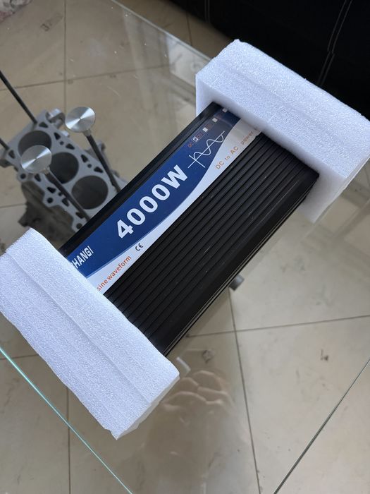НОВ Инвертор преобразувател пълна синусоида захранване от 12V към 220V с мощност от 4000W