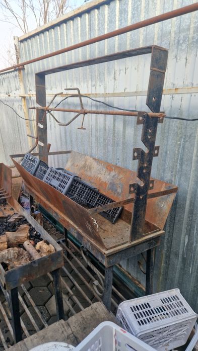 Мангал, коктальница, вертель