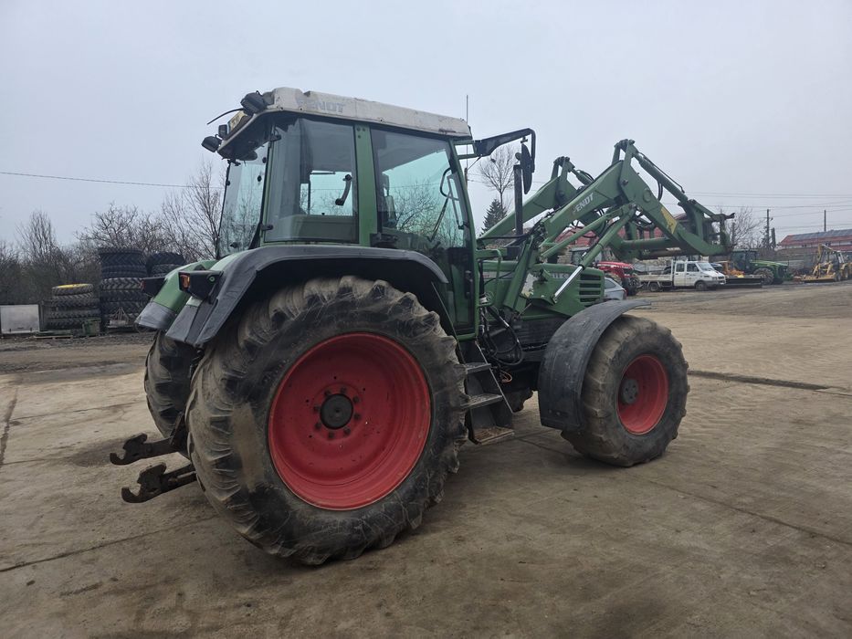 Tractor agrico cu incarcator Frontal Fendt 511 Favorit