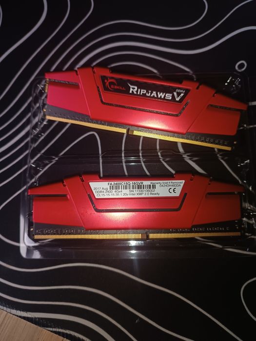 RipJaws V 8GB (2x4) DDR4 2400Mhz