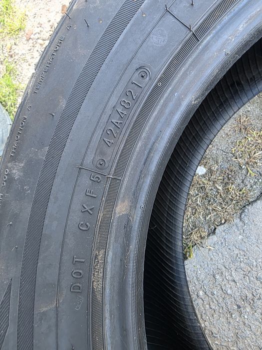 Всесезонни гуми 2 броя 225/65/R17
