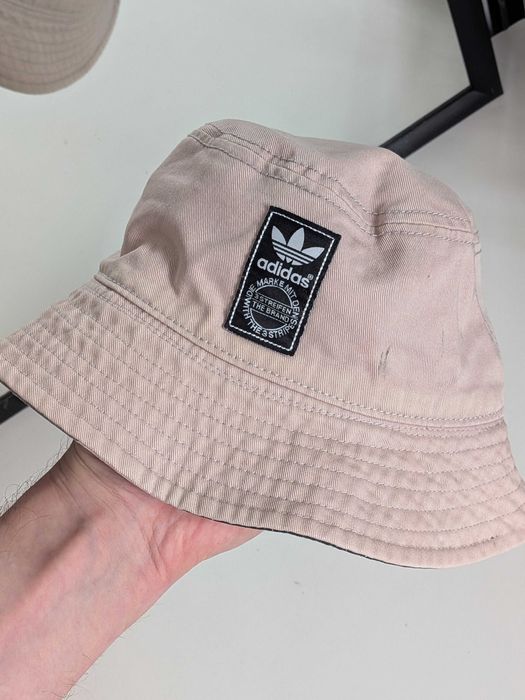 Pălărie Adidas pescar Bucket hat dublu reversibil