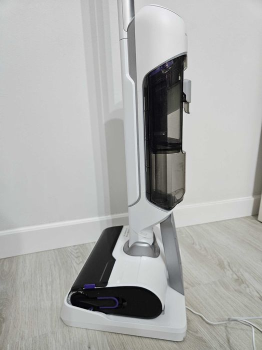 Aspirator vertical fara fir cu spalare Rowenta X-Clean 10 GZ7540WO 200w