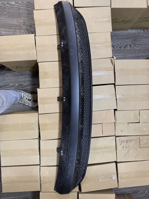 Нижняя вставка в задний бампер Kia Cerato 2