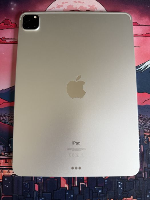 iPad Pro 11” 2020 (Gen 2) 128GB Wi-Fi Silver + cablu