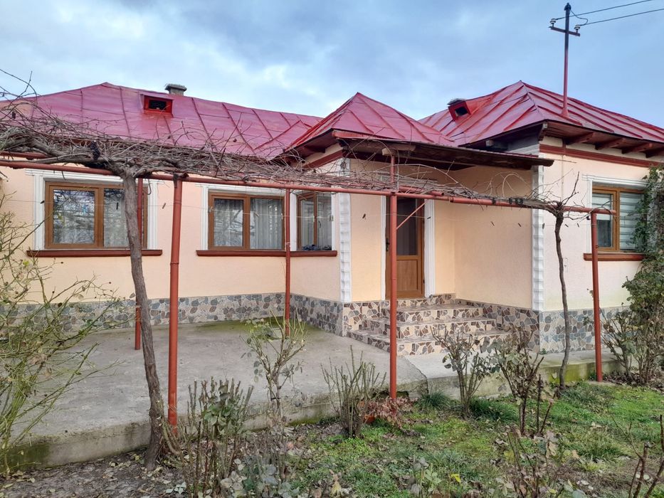 Casă de vânzare