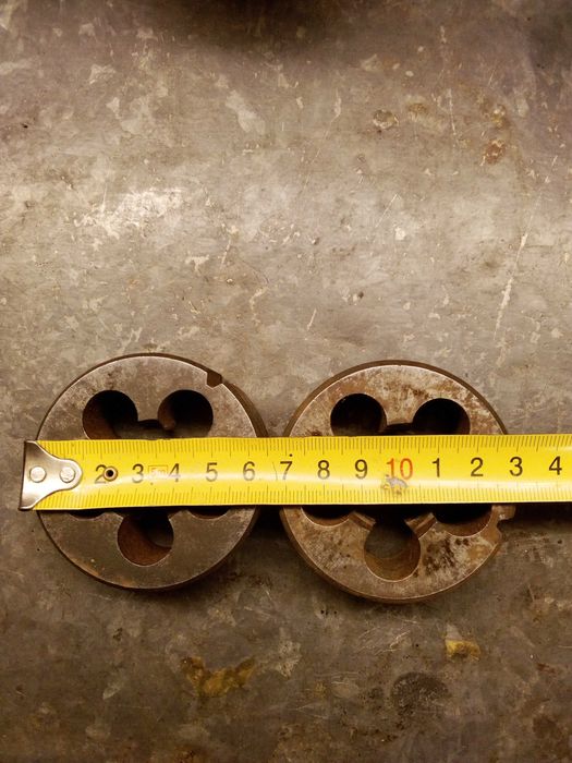 Продам! Плашка трубная (