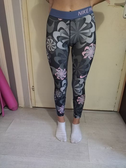 Спортен Клин Nike Pro 8-10г