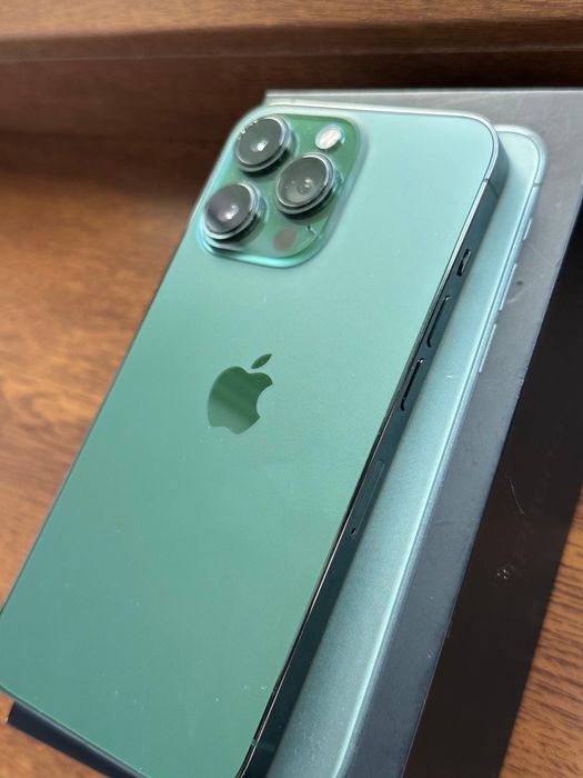Vând IPhone 13 Pro in stare foarte buna