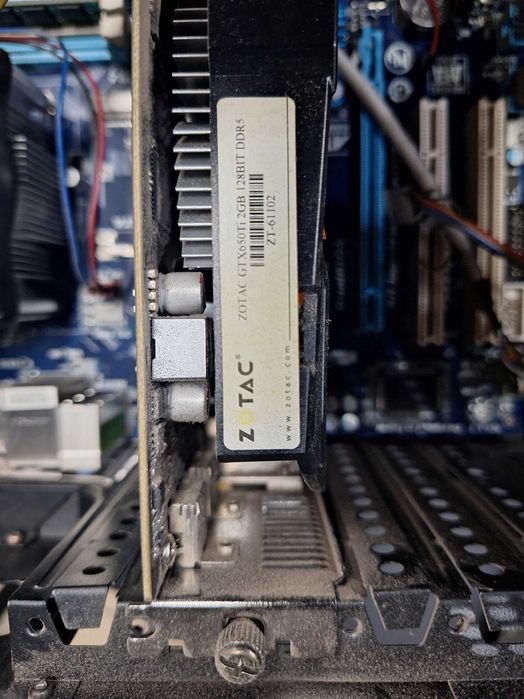 Продам видеокарту GTX650Ti 2GB