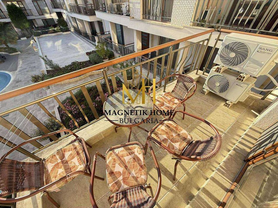 Двустаен апартамент с ПАРКОМЯСТО в комплекс ”Diamond Beach” в Сарафово