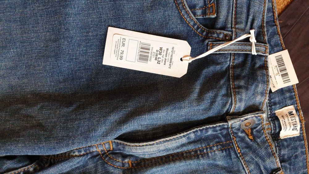 Маркови дамски панталони