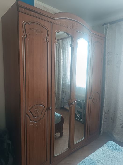 Продам мебель для гостиной ( стенка)