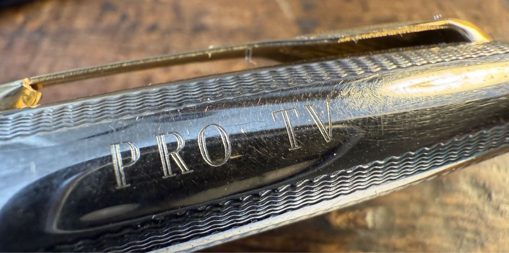 Pix Parker Sonnet argint marcat Pro tv